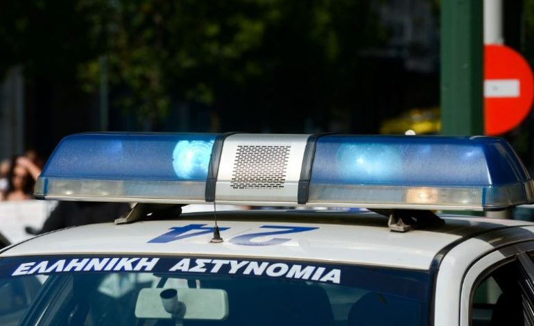 E RËNDË/ Plagoset me thikë 43-vjeçari shqiptar në Greqi, transportohet në spital