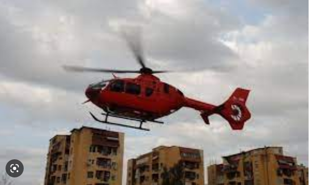 E RËNDË/ Dyshohet se u rrëzua aksidentalisht, niset me helikopter drejt spitalit të Tiranës 70-vjeçari
