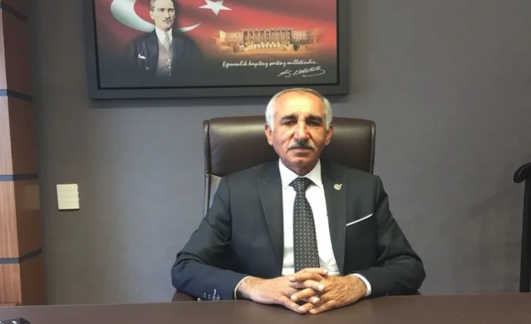 TRAGJEDIA NË TURQI/ Politikani turk i partisë së Erdogan gjendet i vdekur mes rrënojave të shtëpisë