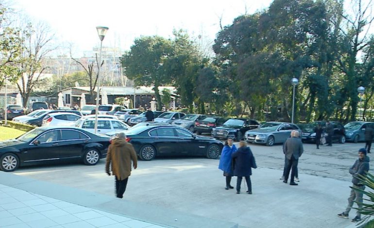 ZBARDHET SKENARI/ Protestuesit do mblidhen në sheshin Skëndërbej dhe te ‘Nënë Tereza’, më pas…