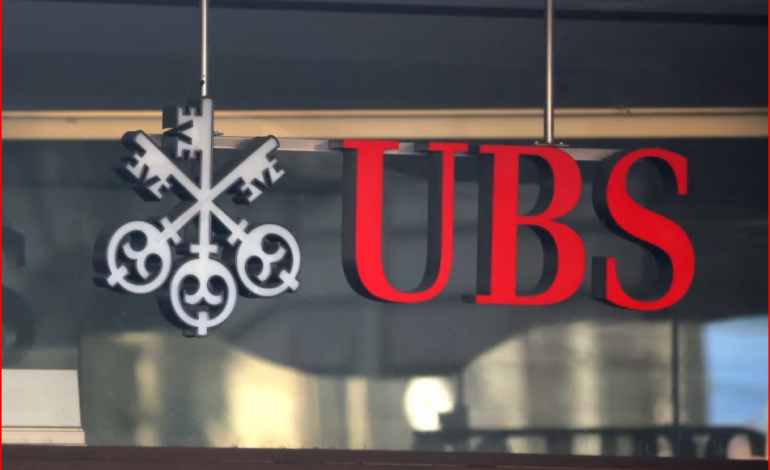 ARRIHET MARRËVESHJA/ Gjigandi bankar zviceran UBS ble bankën rivale Credit Suisse