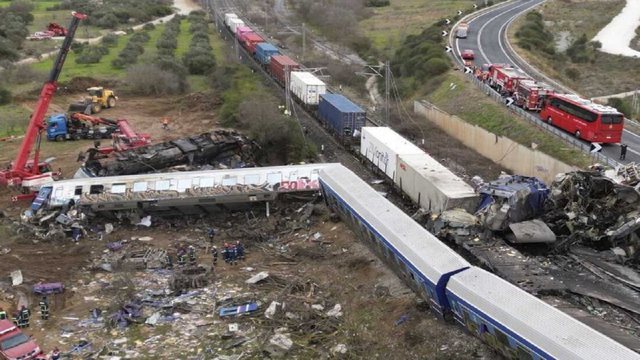 AKSIDENTI TRAGJIK/ Burg pa afat për shefin e stacionit të trenit në Larisa