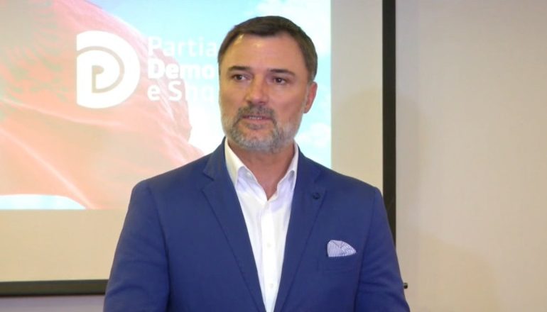 ZGJEDHJET VENDORE/ Alibeaj mbledh sot Kryesinë e PD dhe Grupin Parlamentar në zyrat e reja