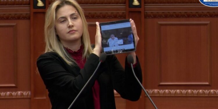 INTERPELANCA ME MARGARITIN/ Zhupa: Ministre Kulture që ka vetëm plane për koncesione…