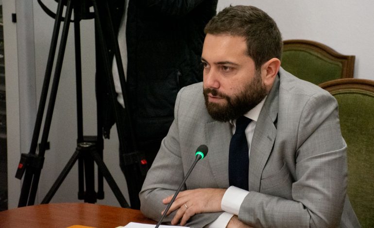 JEP DORËHEQJEN ENDRI FUGA/ Zbulon ARSYEN: Do përqëndrohem…