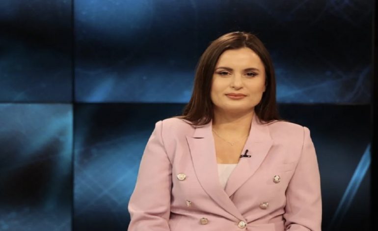 “PERUJA, DESTINACIONI TJETER I SHQIPTAREVE…”/ Gazetarja: Si u kapën 2.2 ton drogë në kavanozë me shparguj