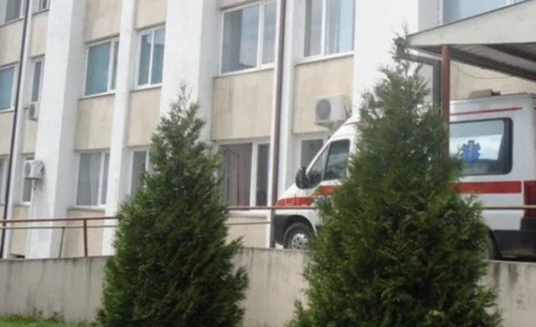 DETAJET E RENDA/ Shqiptarja vdes në mënyrë misterioze në spital, dyshohet se u dhunua nga burri serb dhe vjehrra