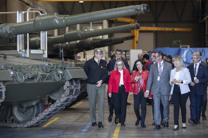 LUFTA NË UKRAINË/ Spanja do të dërgojë gjashtë tanke moderne në Kiev