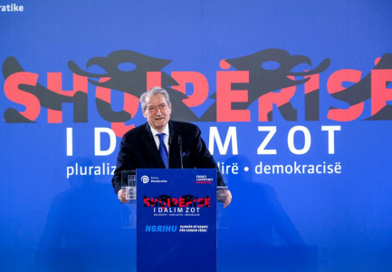 ZGJEDHJET E 14 MAJIT/ Berisha: Po bëhet përpjekje anti-kushtetuese për të përjashtuar opozitën…