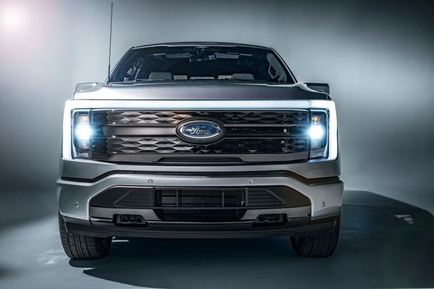 PAMJET/ Ford do të rifillojë prodhimin e F-150 Lightning në këtë datë…