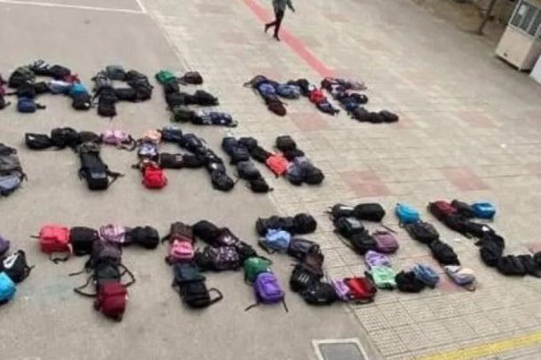 “MË MERR KUR TË ARRISH”/ Mesazhi prekës i gjimnazistëve për aksidentin në Greqi