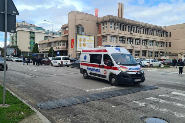 E RËNDË/ Shpërthim kamikaz në Gjykatën e Podgoricës, ka VIKTIMA