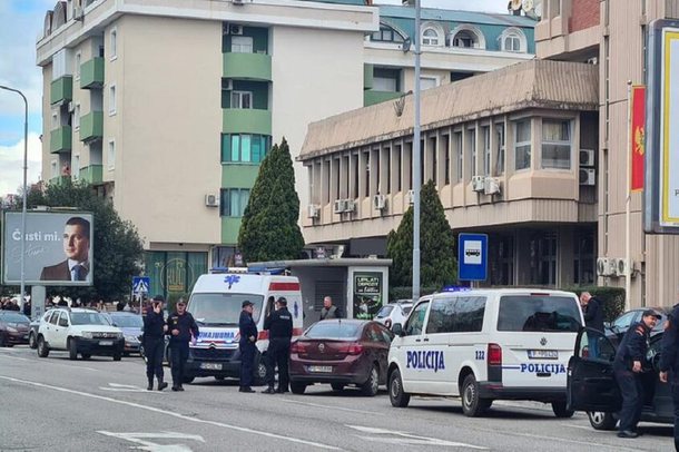 ÇFARË PO NDODH NË MAL TË ZI/ Nga shpërthimi në gjykatë, tek të shtënat me armë në Tuz