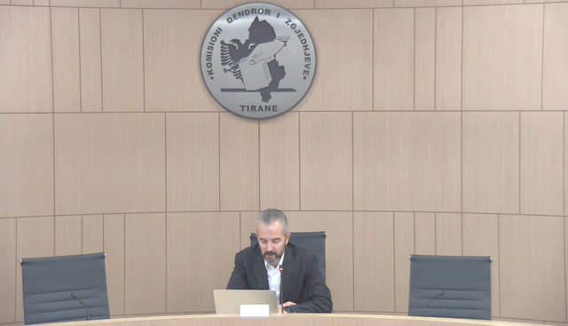 14 MAJI/ Grupi i Alibeajt çon në KQZ kërkesën për t’u regjistruar në zgjedhje