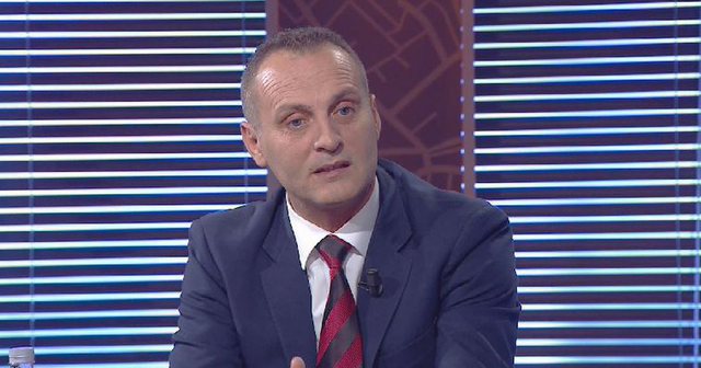 DEKLARATA E FORTË/ Ish-drejtuesi i lartë i policisë: 90% e efektivëve nuk dinë shenjat e qarkullimit