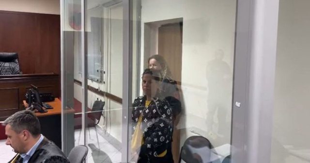 U ARRESTUA 8 DITË PASI LINDI FOSHNJËN/ Nëna lehonë rrëfen ditët në burg: S’e përballoja dot, kam qarë ditë e natë