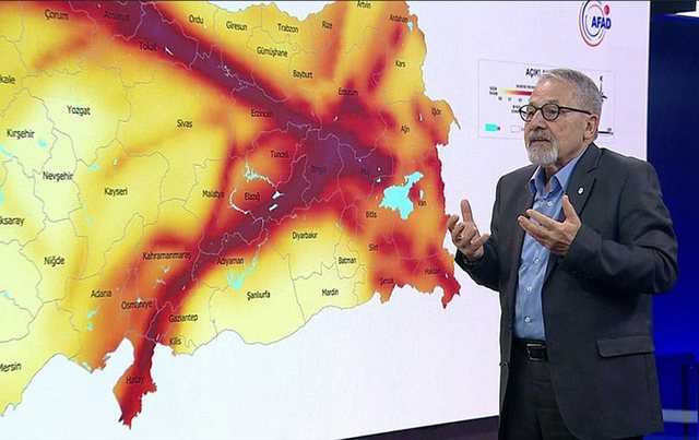 PARALAJMËRON sizmologu turk: Lëvizjet tektonike do shkaktojnë një tjetër tërmet 7.4 ballë, kërcënohet…