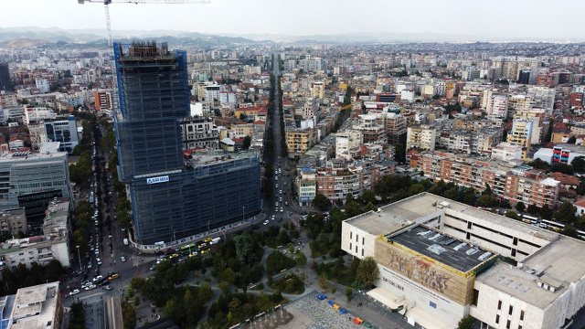 BLLOKOHET TIRANA/ Prej orës 16:00, nuk do qarkulloni dot në këto rrugë…