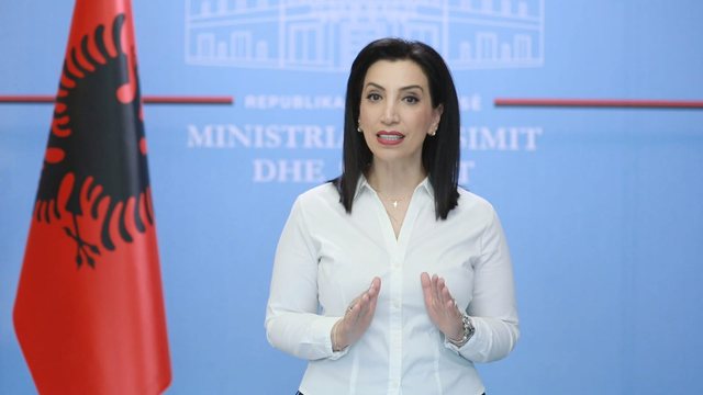 LAJM I MIRË PËR STUDENTËT/ Kushi: Për herë të parë do kenë të drejtë të marrin…