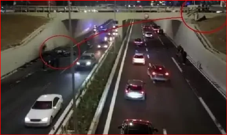 PUBLIKOHEN PAMJE TË REJA/ Me shpejtësi marramendëse “drejt” vdekjes, momenti kur Audi A8 çan barrierat dhe “fluturon” nga mbikalimi