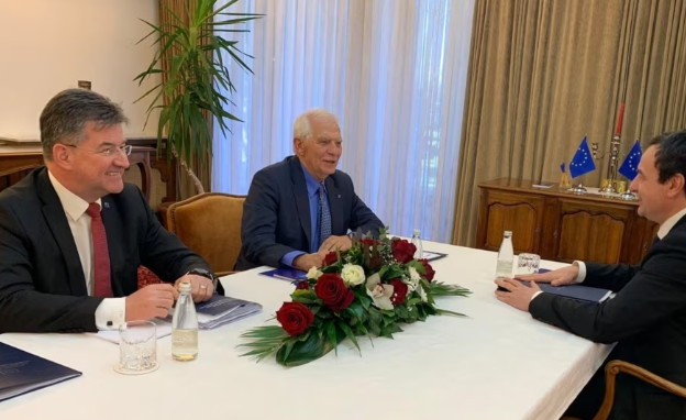 DIALOGU ME SERBINË/ Kurti nis takimin me Borrell dhe Lajçak