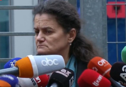 HUMBI DJALIN NË TRAGJEDINË E GËRDECIT/ Zamira Durdaj: Kërkoj drejtësi pse ai nuk jeton. Avokati: Hetimi është sekret…