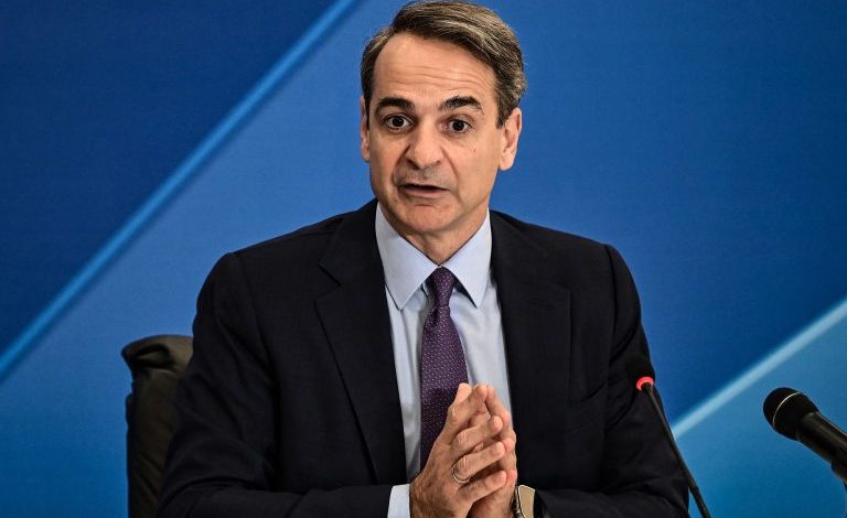 SHPALLET DATA E ZGJEDHJEVE PARLAMENTARE/ Greqia voton për qeverinë e ardhshme më 21 maj