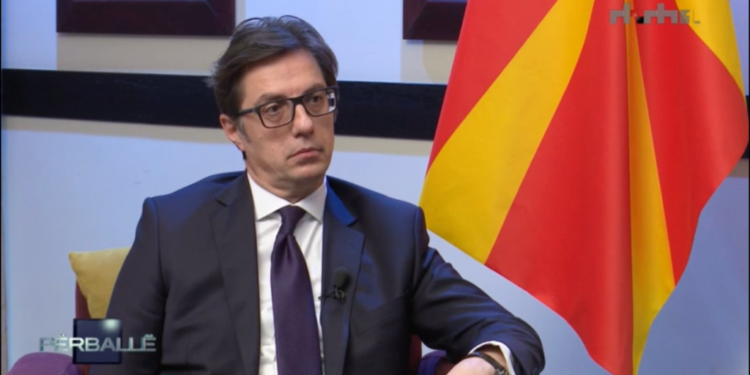 “DIALOGU…”/ Pendarovski: E mirëpres marrëveshjen e arritur në Ohër nga Kurti dhe Vuçiç