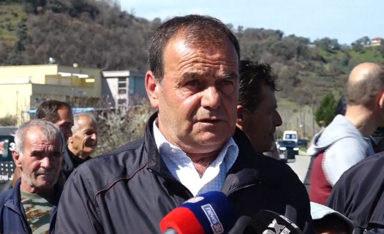 PROJEKTI THUMANË-KASHAR/ Banorët e Bërxullës sërish në protestë: Do ndërmarrim akte ekstreme nëse nuk gjejmë zgjidhje