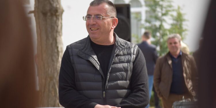 “SHKELJE TË RËNDA ME DETYRËN”/ Qeveria shkarkon Lefter Allën si kryebashkiak të Bulqizës