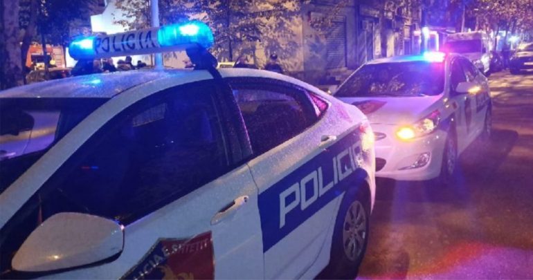 DETAJET E PARA/ Shpërthim me lëndë plasëse në një mobileri në Fushë Krujë (EMRI)