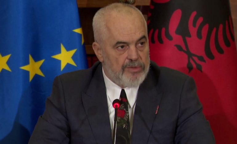 JEP LAJMIN E MIRË/ Rama: Mbi 164 mijë fëmijë kanë përfituar nga bonusi i bebes