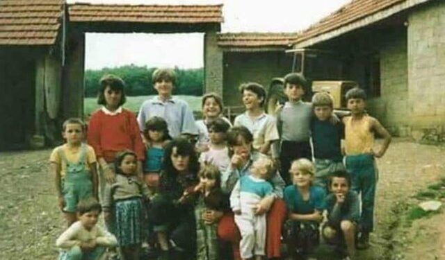 “LEGJENDARËT”/ Rama përkujton familjen Jashari: 25-vjetori i Epopesë së UÇK-së
