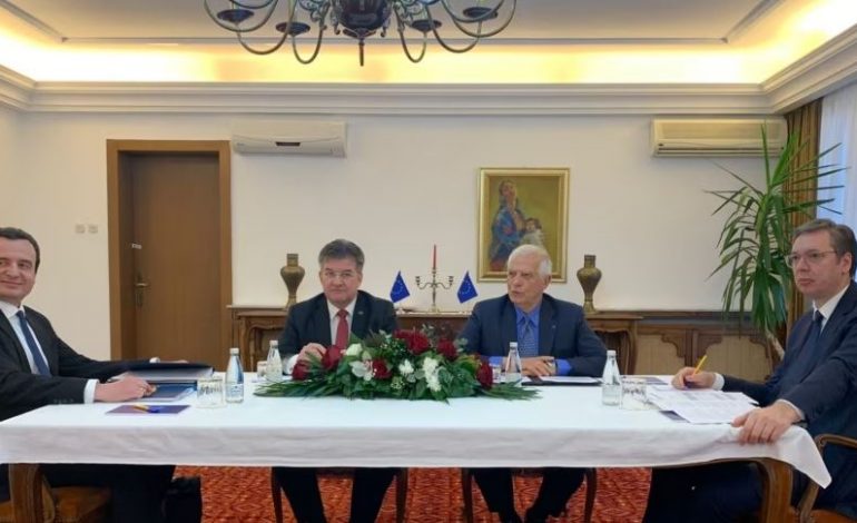NGA RAPORTI MES PALËVE TE QËNDRIMET E TYRE/ Cilat ishin 5 gjërat kryesore nga takimi i Ohrit Kurti-Vuçiç