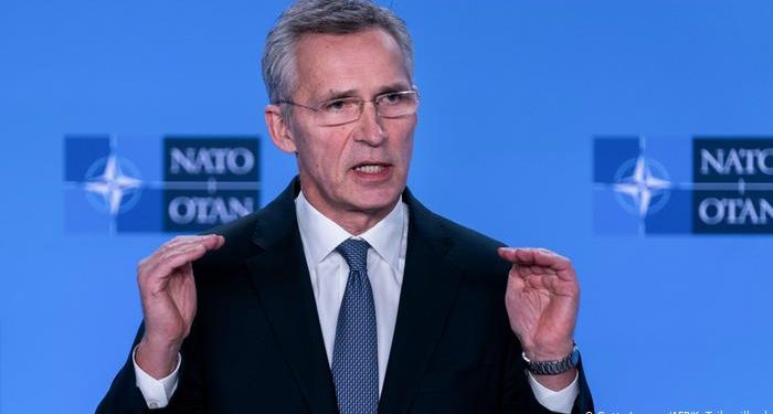 “TURQIA TË MOS PENGOJË SUEDINË”/ Stoltenberg: Finlanda anëtare e NATO-s brenda pak ditëve