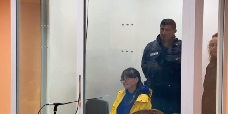 AKUZOHET PËR SPUNAZH/ Shtyhet sërish seanca ndaj ruses Svetlana Timofeva, shkak bëhet gjuha