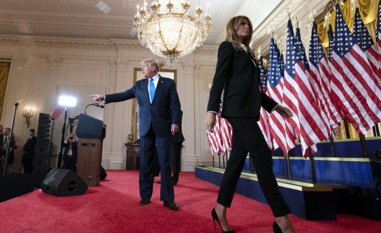 SKANDALI ME YLLIN PORNOGRAFIK/ Mediat britanike publikojnë detajet, si u kris martesa e Donald Trump me Melanian