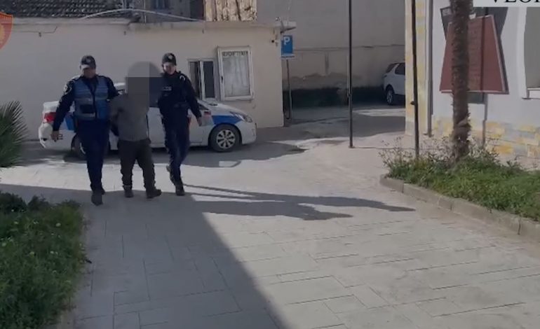 ZBARDHEN 14 VJEDHJE NË VLORË/ Arrestohet 52 vjeçari, nën hetim djali i mitur dhe një tjetër