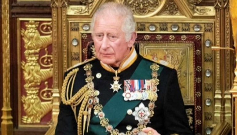 CEREMONIA E KURORËZIMIT TË 6 MAJIT/ Miliona njerëzve do t’u kërkohet të thonë një betim besnikërie ndaj Mbretit Charles