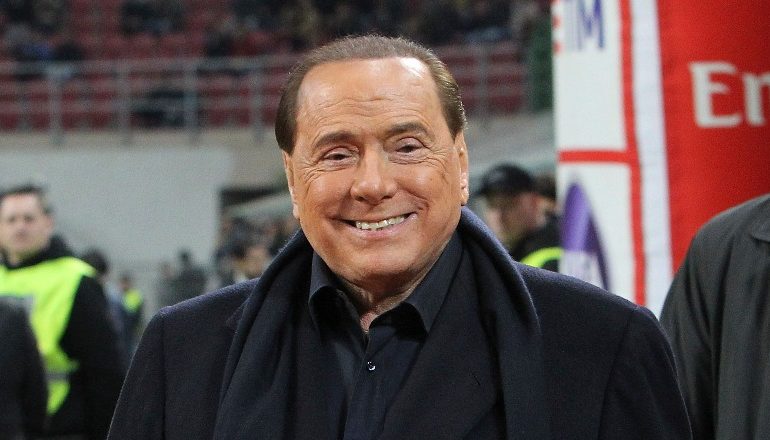 SILVIO BERLUSCONI NË SPITAL/ Probleme me frymëmarrjen! Liderit të ‘Forca Italia’ i rikthehet një infeksion gjaku