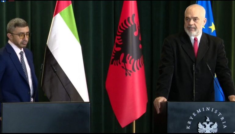 MARRËVESHJA/ Ministri i Jashtëm i Emirateve Arabe: Te ne jetojnë 12 mijë shqiptarë dhe bëjnë një punë kaq të mirë…