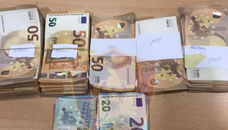 ARRESTOHET 30-VJEÇARI NË KAPSHTICË/ U kap me mbi 15 mijë euro të padeklaruara