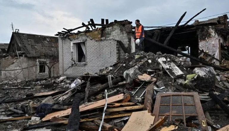 LUFTA NË UKRAINË/ Forcat ruse sulmojnë me bomba rajonin e Kherson! Media amerikane: Zelensky ndryshoi planet…