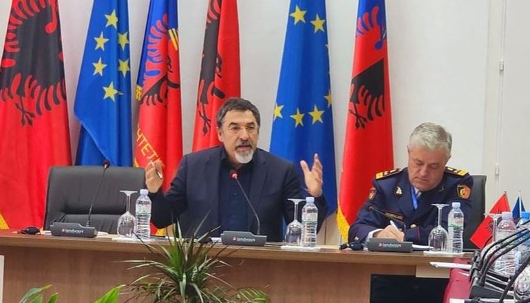 U RIKTHYEN NË PUNË 1 MUAJ PAS LARGIMIT NGA DEYRA/ Nuk u gjetën shkelje në punën e 12 drejtuesve të sektorit të krimit ekonomik