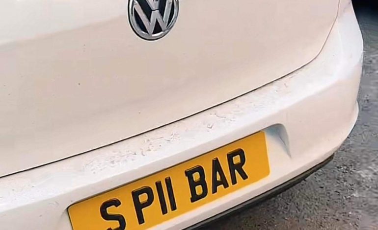 “S’PI BAR”/ Kur do të japesh “MESAZH” me targën e makinës
