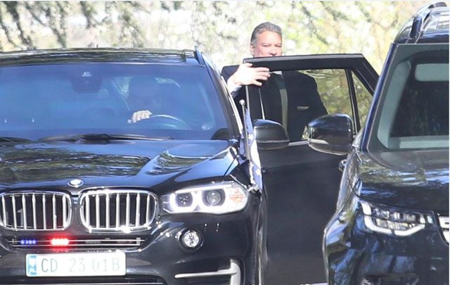 DETAJET/ Escobar mbërrin në Kryeministri, takim kokë më kokë me Ramën me dyer të mbyllura