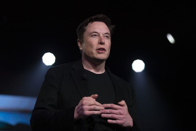 “ÇDO PRIND…”/ Elon Musk kërkon burgim të përjetshëm për ndryshimin e seksit të fëmijëve