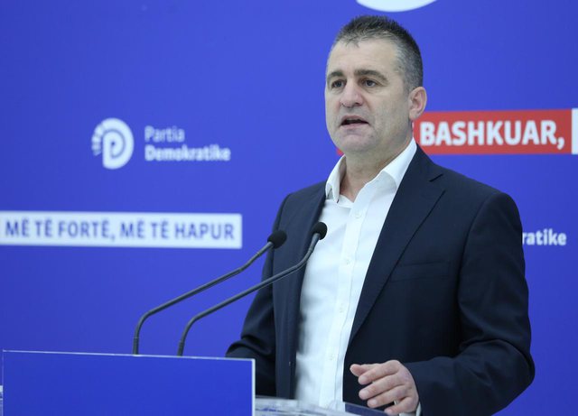SHKRESË BERISHËS/ Ibsen Elezi: Përjashto nga partia Flamur Nokën, i dha firmën komunistit…