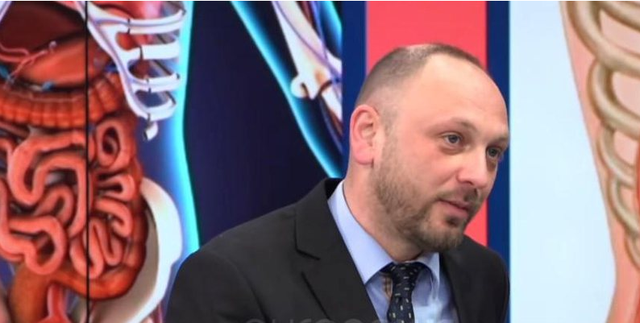“PACIENTI JETON PA STOMAK”/ Kirurgu i njohur tregon historinë e pazakontë: S’ka as pankreas dhe as një pjesë të zorrëve