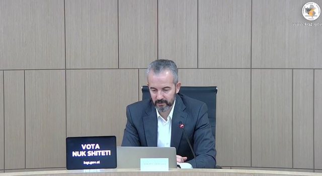 14 MAJI/ KQZ miraton fletët e votimit për 5 bashkitë e qarkut të Tiranës (FOTOT)